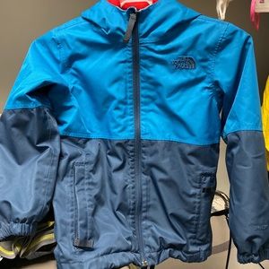 Boys size XS (6) North Face 2-in-1 Winter Coat